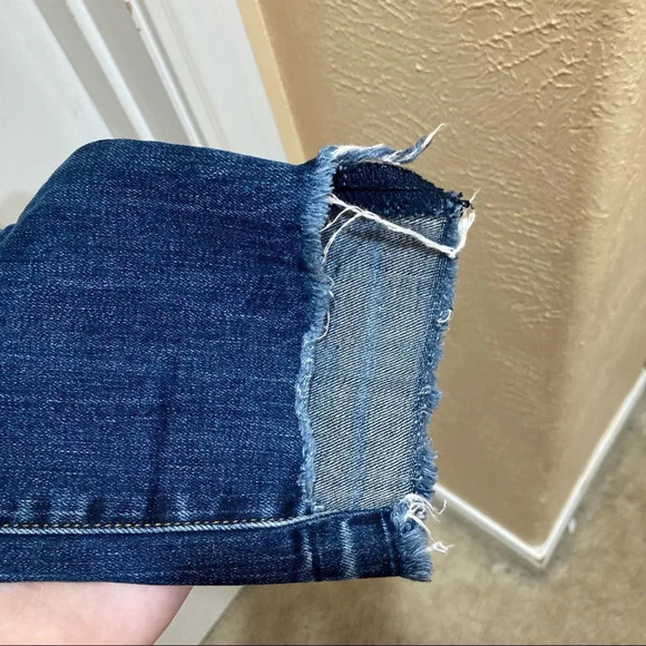 J. BRAND Skinny Jeans Step Hem in Mesmeric Blue Size 27 - Picture 8 of 8